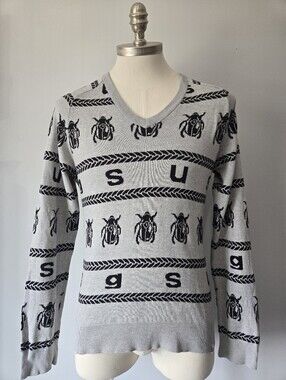GSUS SINDUSTRIES Men's V-Neck Grey Sweater with Scarab Beetles. Size S
